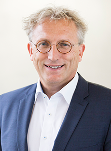 Alexander Woll